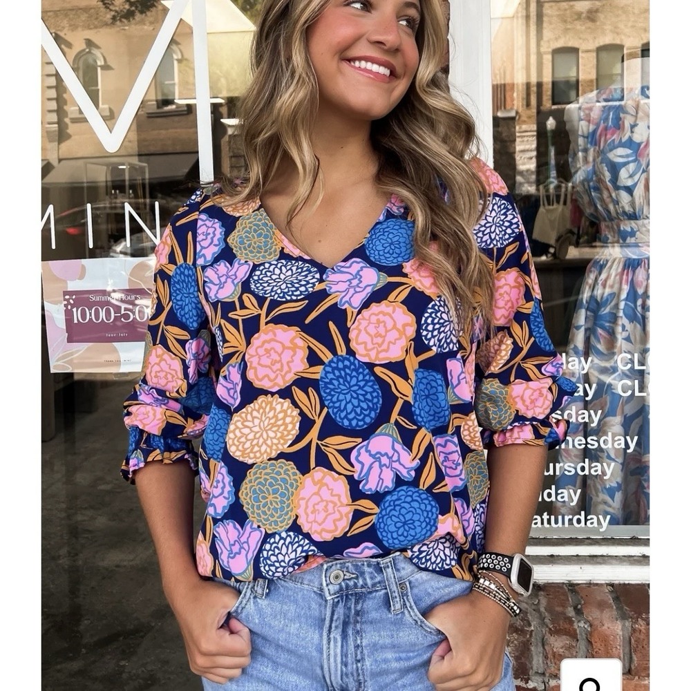 NWT Michelle McDowell Juliet Blouse Floral Multicolor Women's L V Neck LS